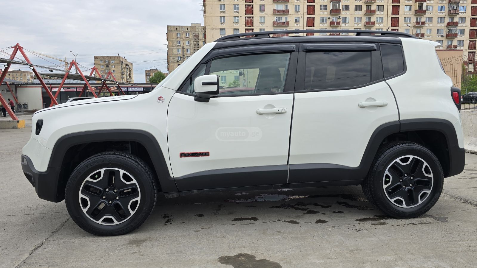 Jeep Renegade - фото 2