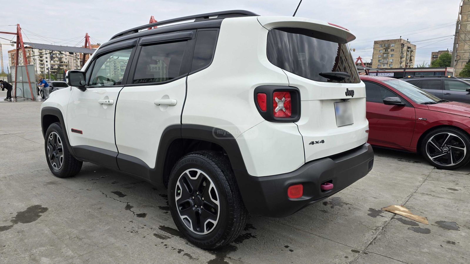 Jeep Renegade - фото 3