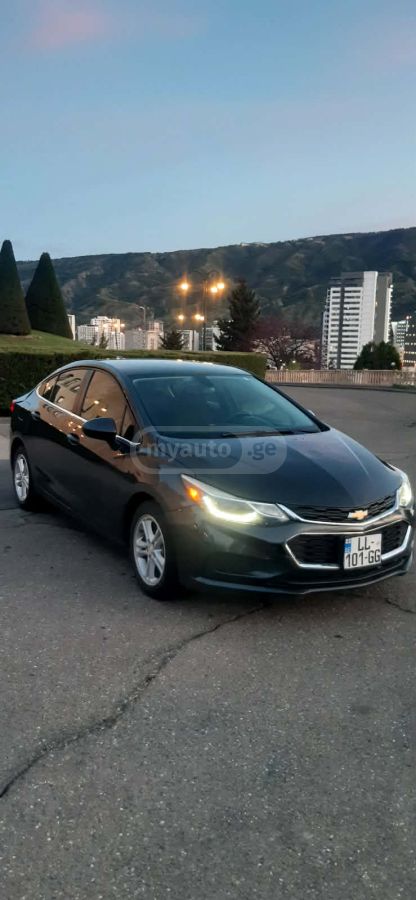 Chevrolet Cruze - фото 3