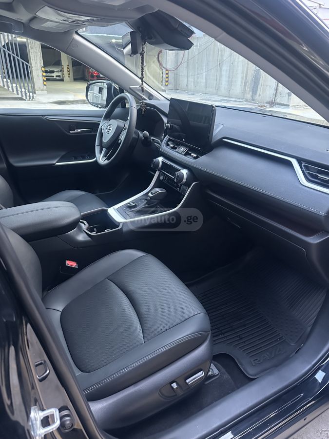 Toyota RAV 4 - фото 11
