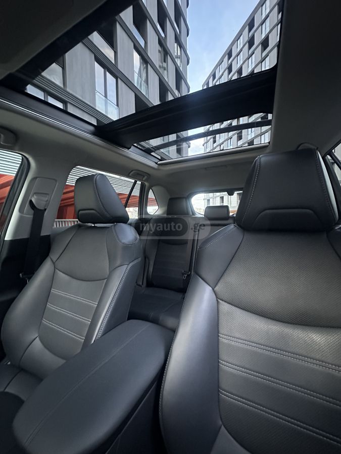 Toyota RAV 4 - фото 13