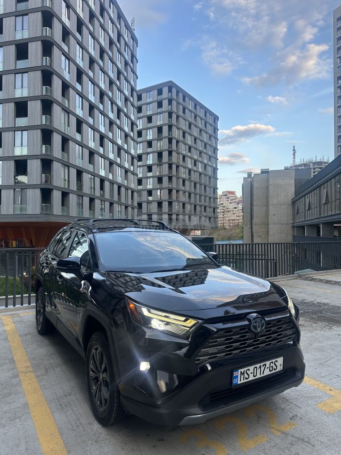 Toyota RAV 4 - фото 2