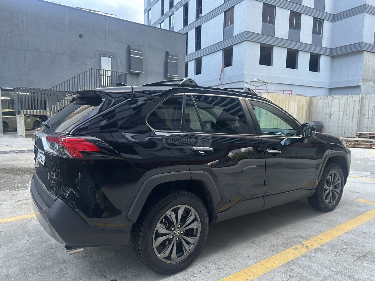 Toyota RAV 4 - фото 5