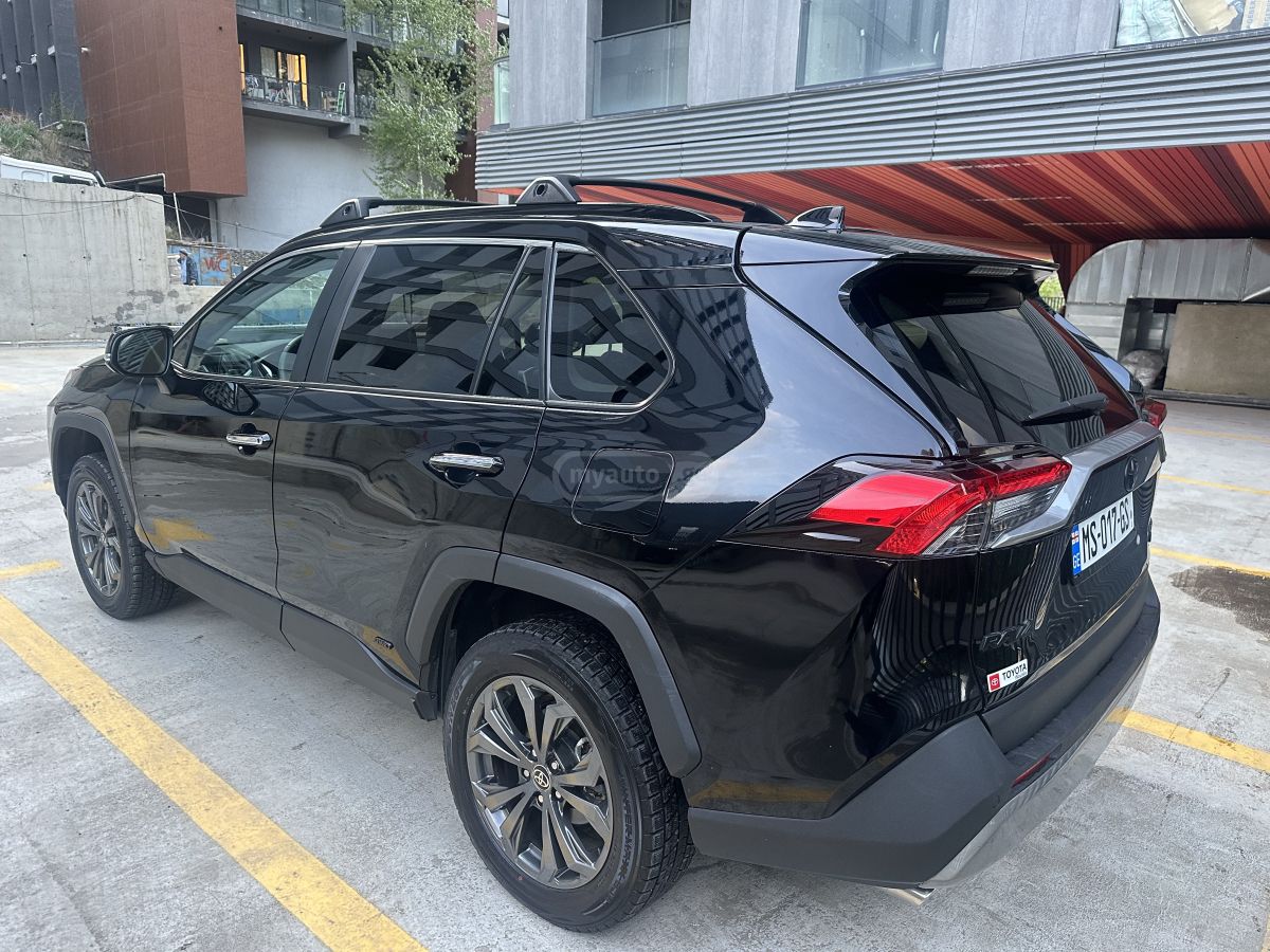 Toyota RAV 4 - фото 6