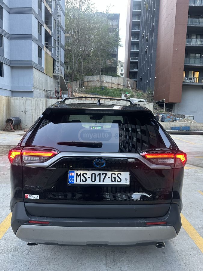 Toyota RAV 4 - фото 7