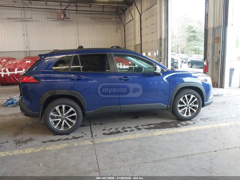 Toyota Corolla cross Xle 2025 — миниатюра 13