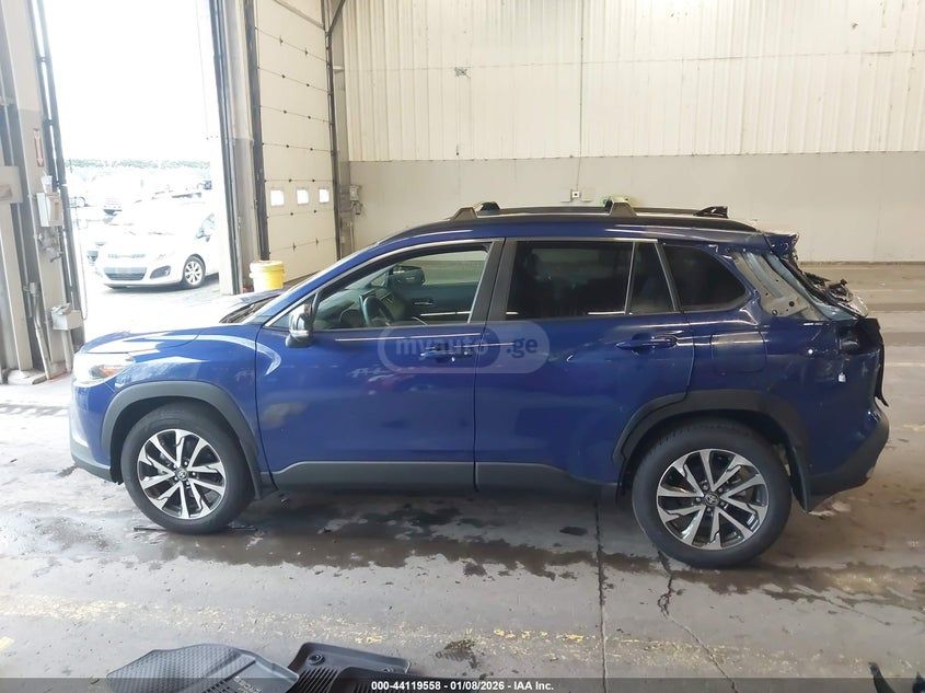 Toyota Corolla cross Xle 2025 — миниатюра 14