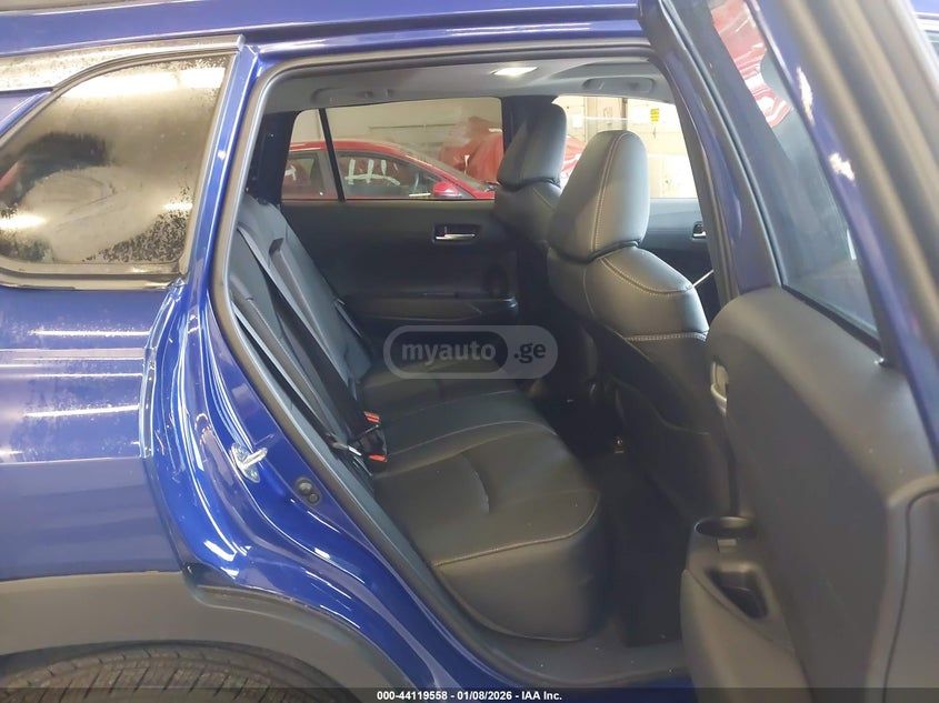 Toyota Corolla cross Xle 2025 — миниатюра 8