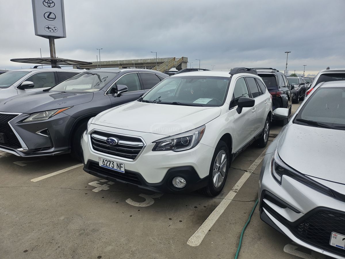 Subaru Outback - фото 1