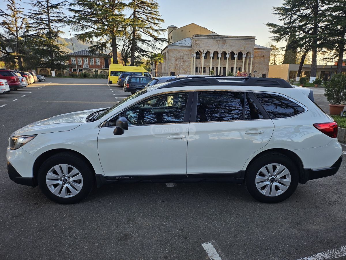 Subaru Outback - фото 4
