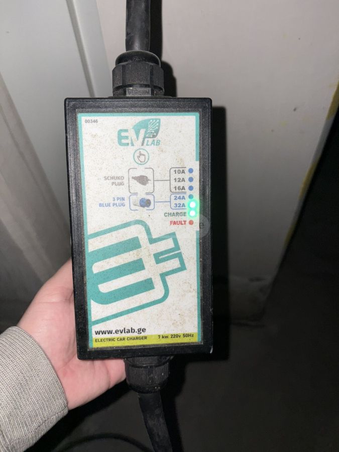 Tesla Model 3 - фото 11