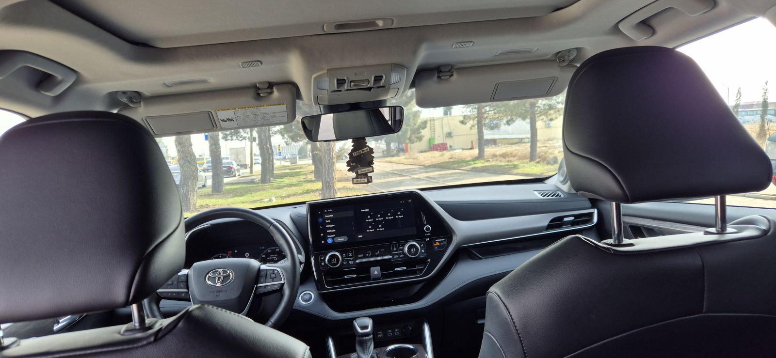 Toyota Limited 4dr All-Wheel Drive Au — миниатюра 12