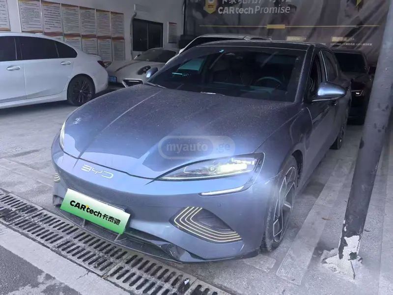 BYD Seal - фото 1