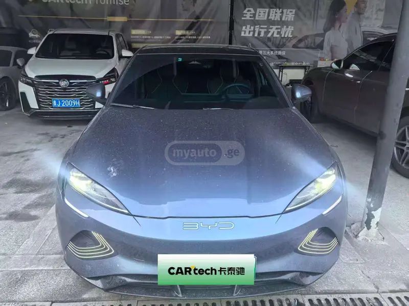BYD Seal - фото 2