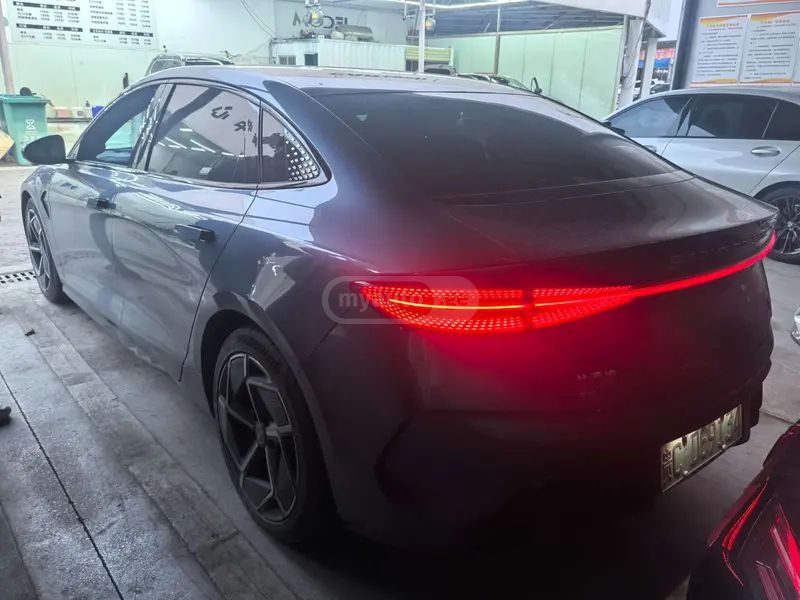 BYD Seal - фото 3