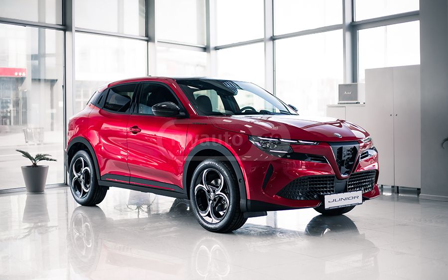 Alfa Romeo Junior 2026 — миниатюра 3