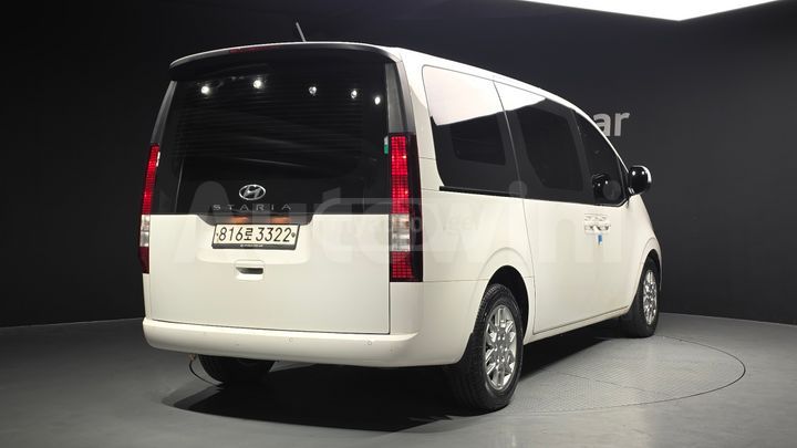 Hyundai Staria - фото 3