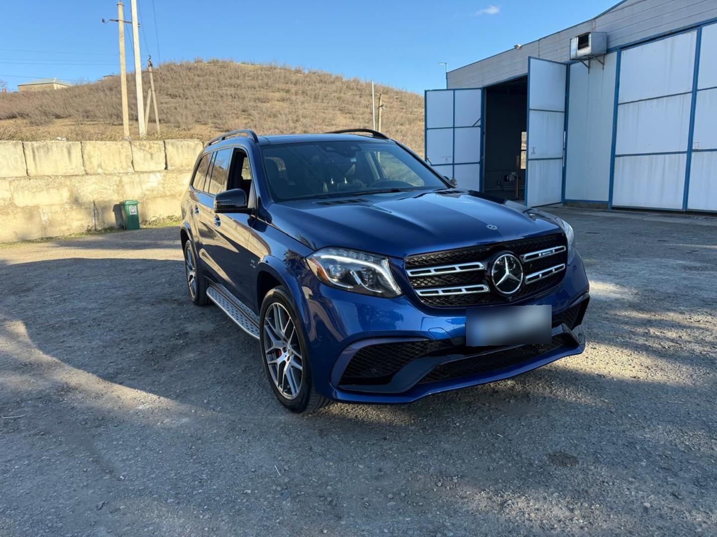 Mercedes-Benz GLS 63 AMG - фото 15