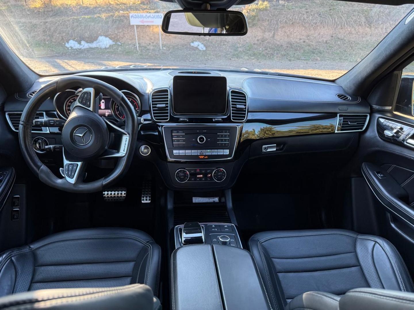 Mercedes-Benz GLS 63 AMG - фото 5