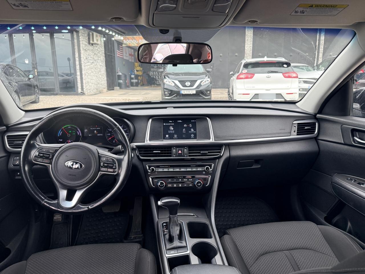 Kia Optima - фото 11
