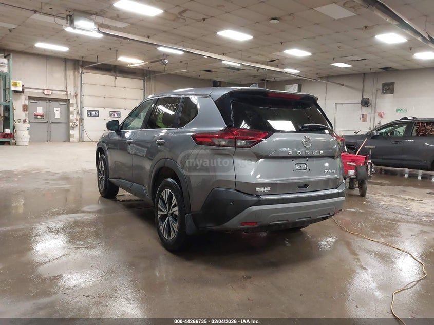 Nissan Rogue 2021 — миниатюра 3