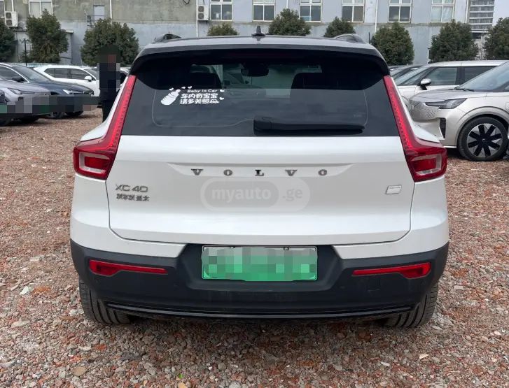 Volvo XC 40 2024 — миниатюра 5