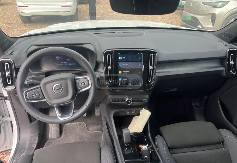 Volvo XC 40 2024 — миниатюра 7