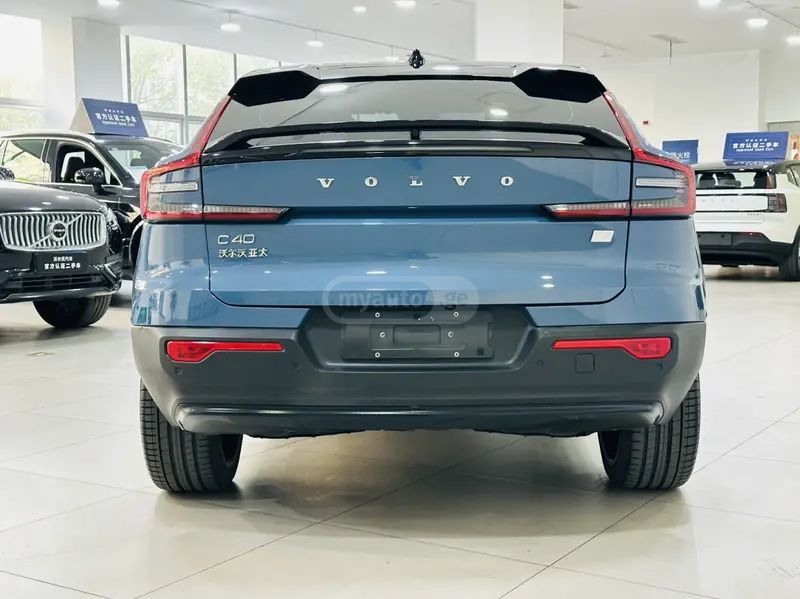 Volvo C40 2023 — миниатюра 6
