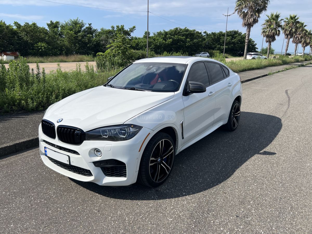 BMW X6 - фото 1