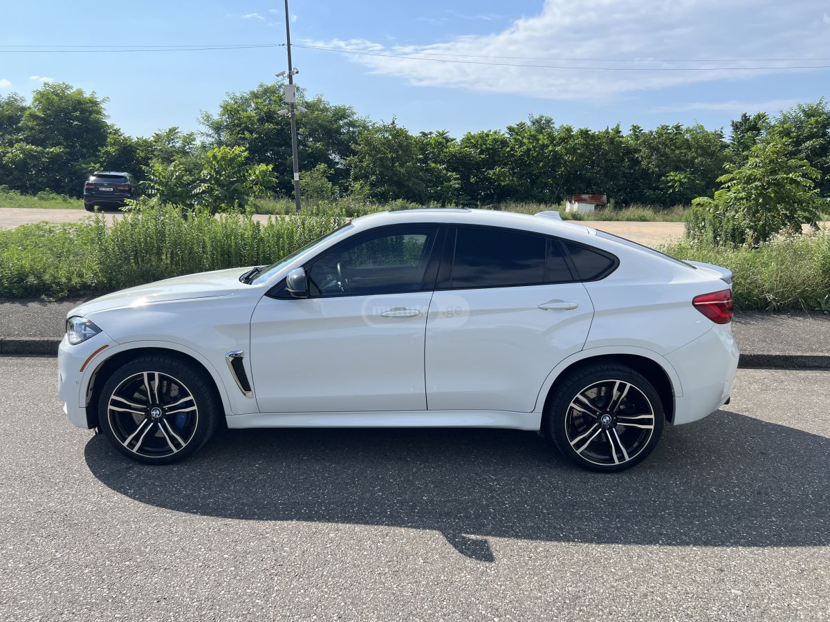 BMW X6 - фото 7