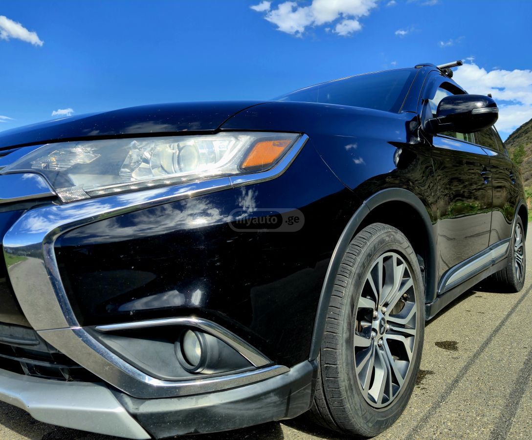 Mitsubishi Outlander - фото 13