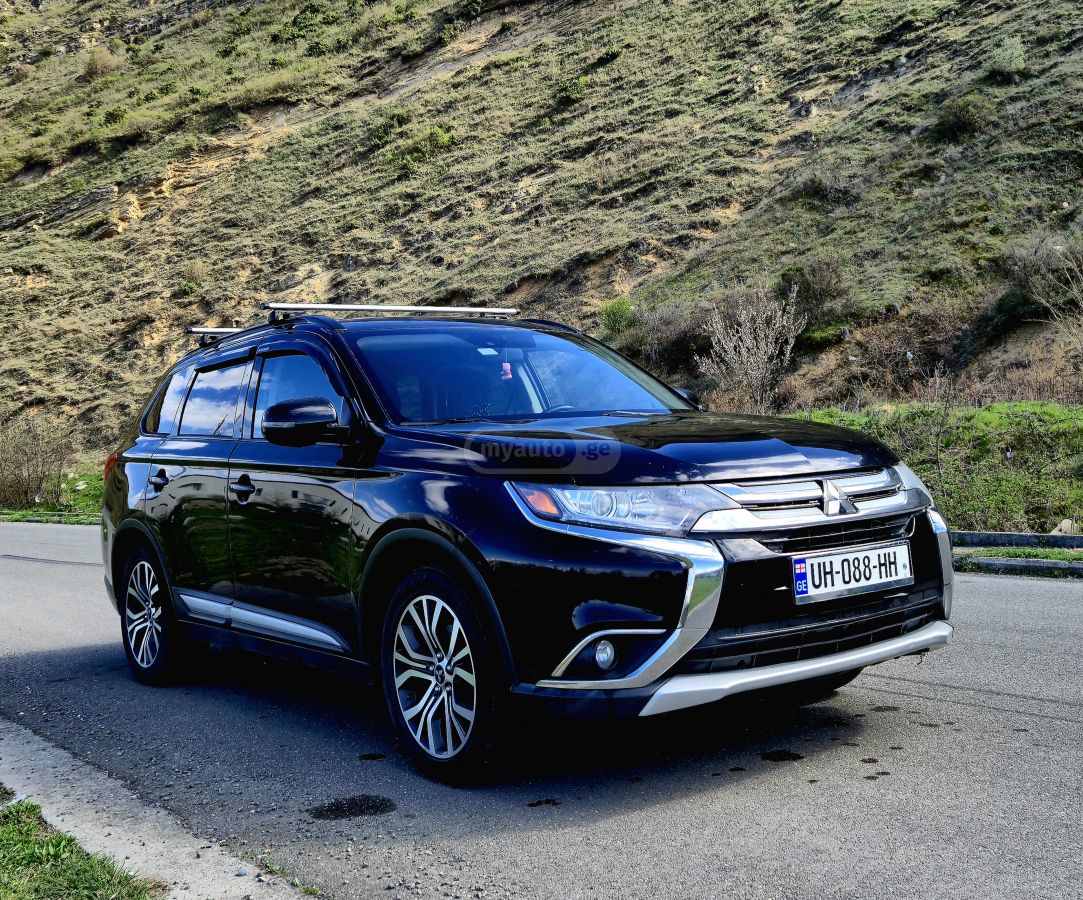 Mitsubishi Outlander - фото 5