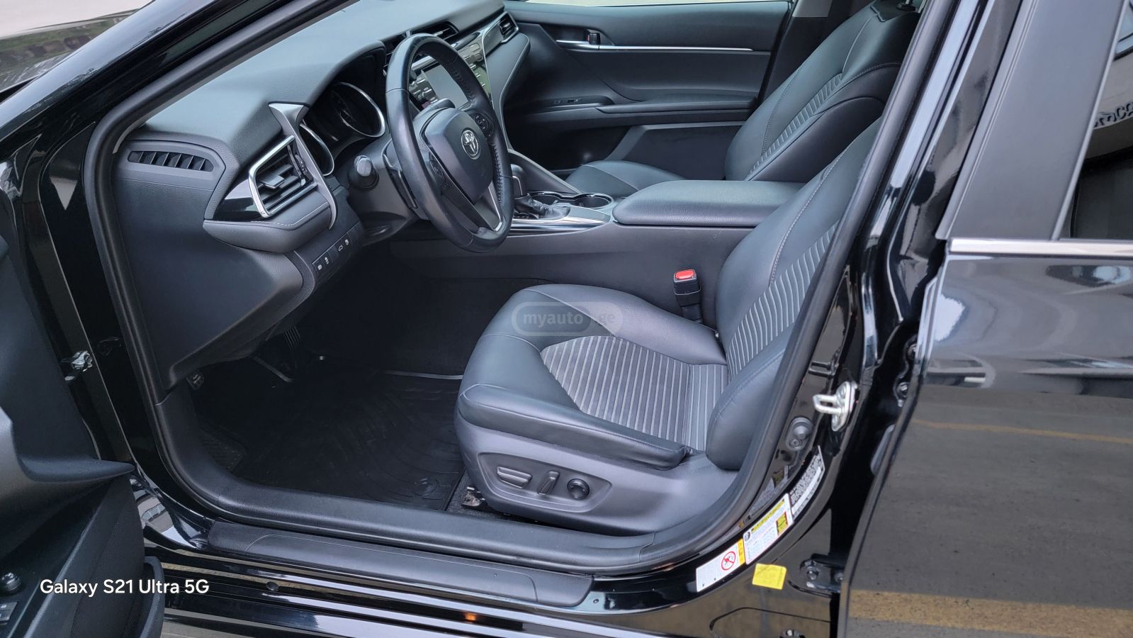 Toyota Camry - фото 8