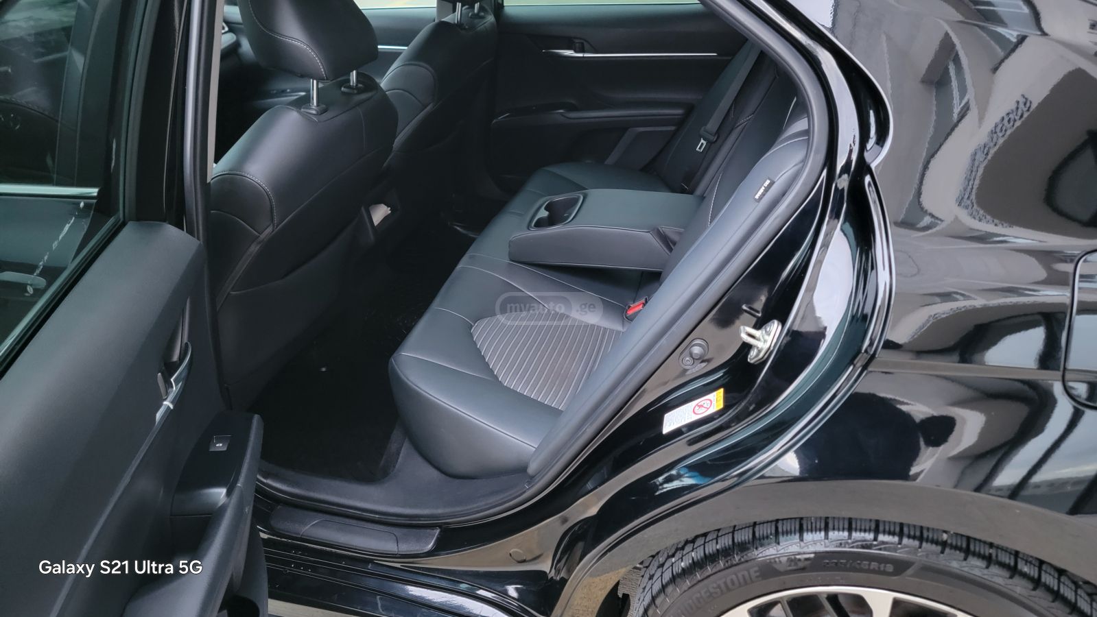 Toyota Camry - фото 9