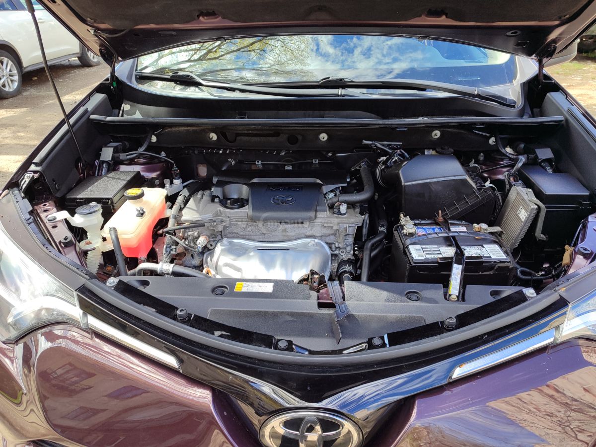 Toyota RAV 4 - фото 14