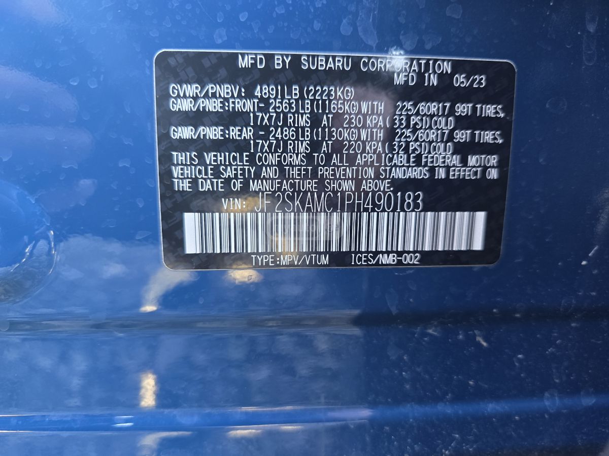 Subaru Limited 4dr All-Wheel Drive CV — миниатюра 14