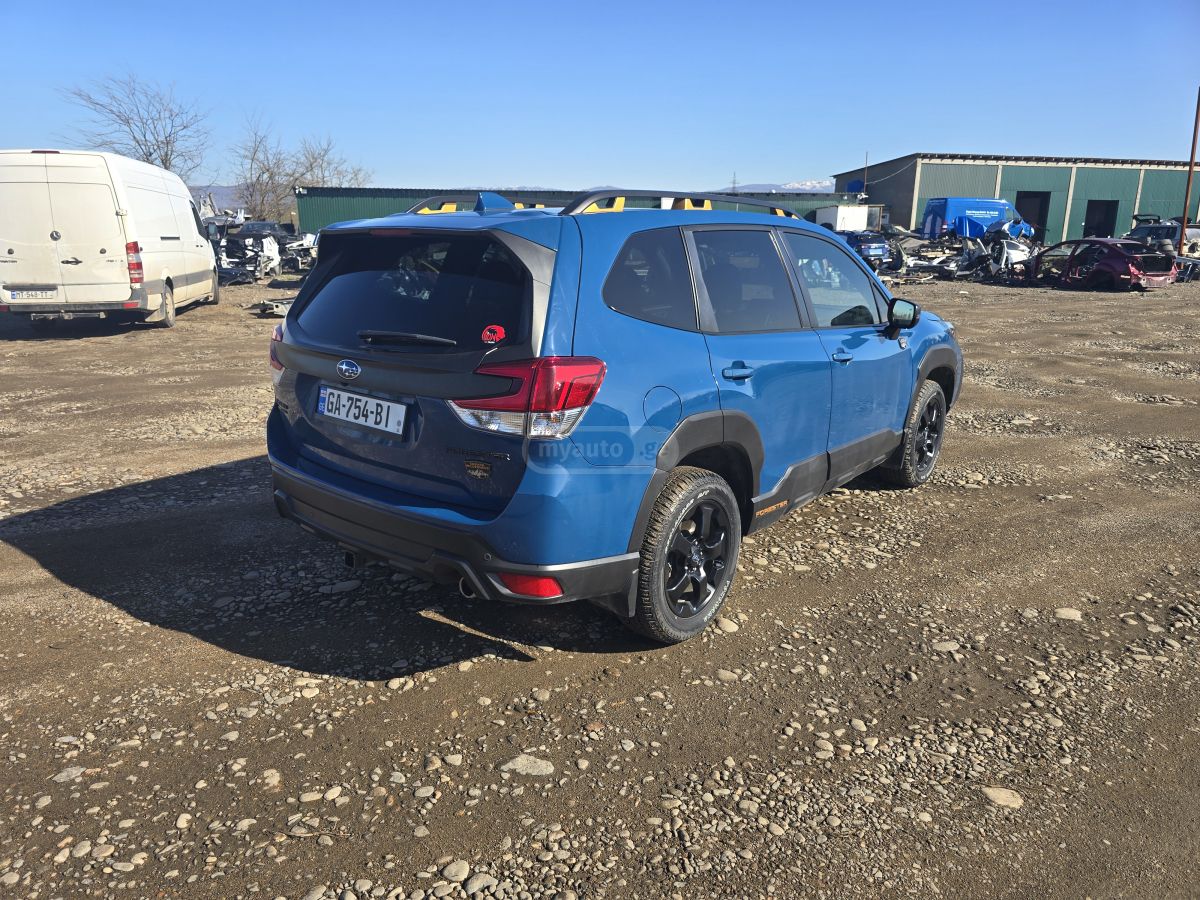 Subaru Limited 4dr All-Wheel Drive CV — миниатюра 3