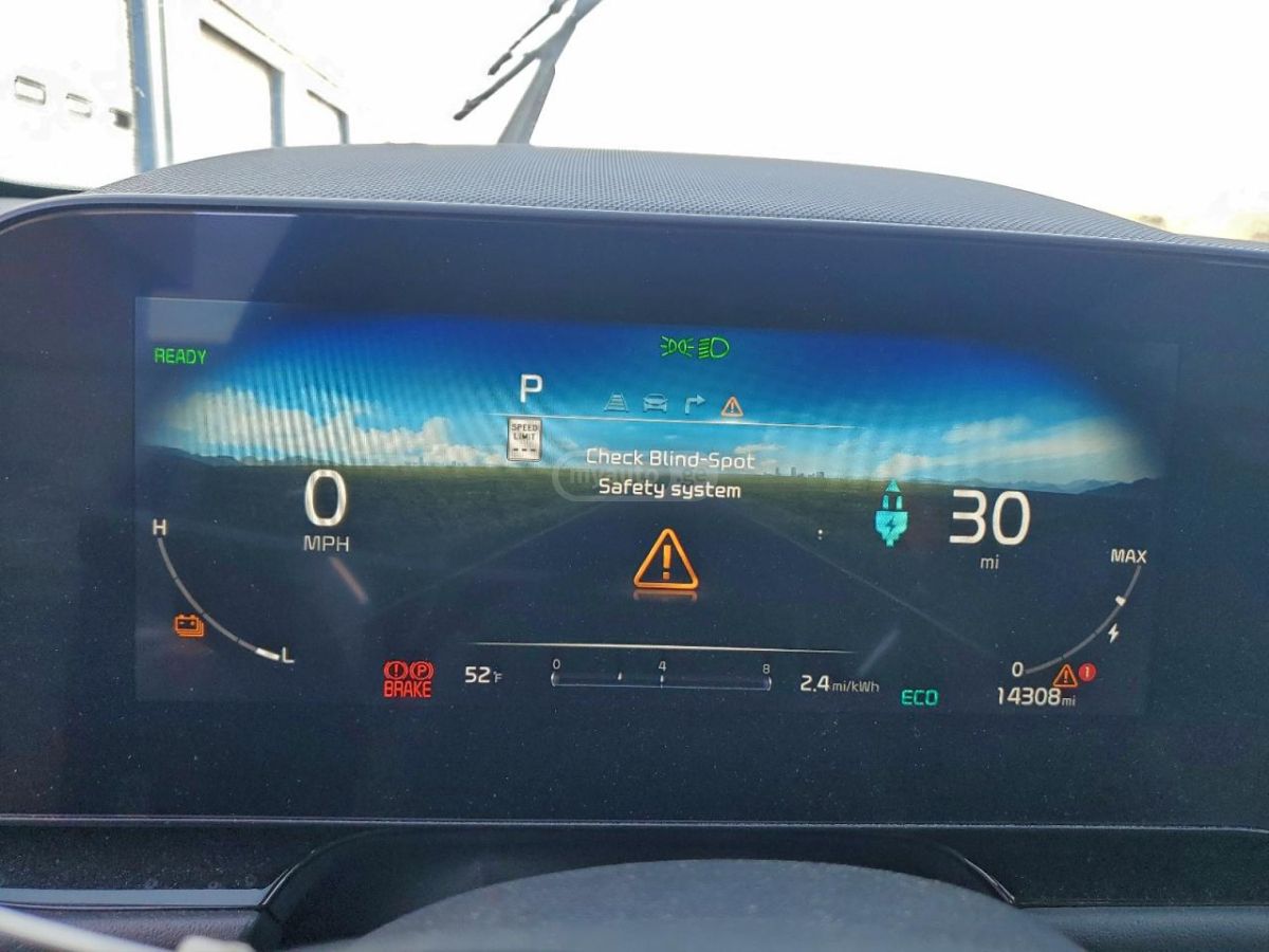 Kia EV WIND — миниатюра 9