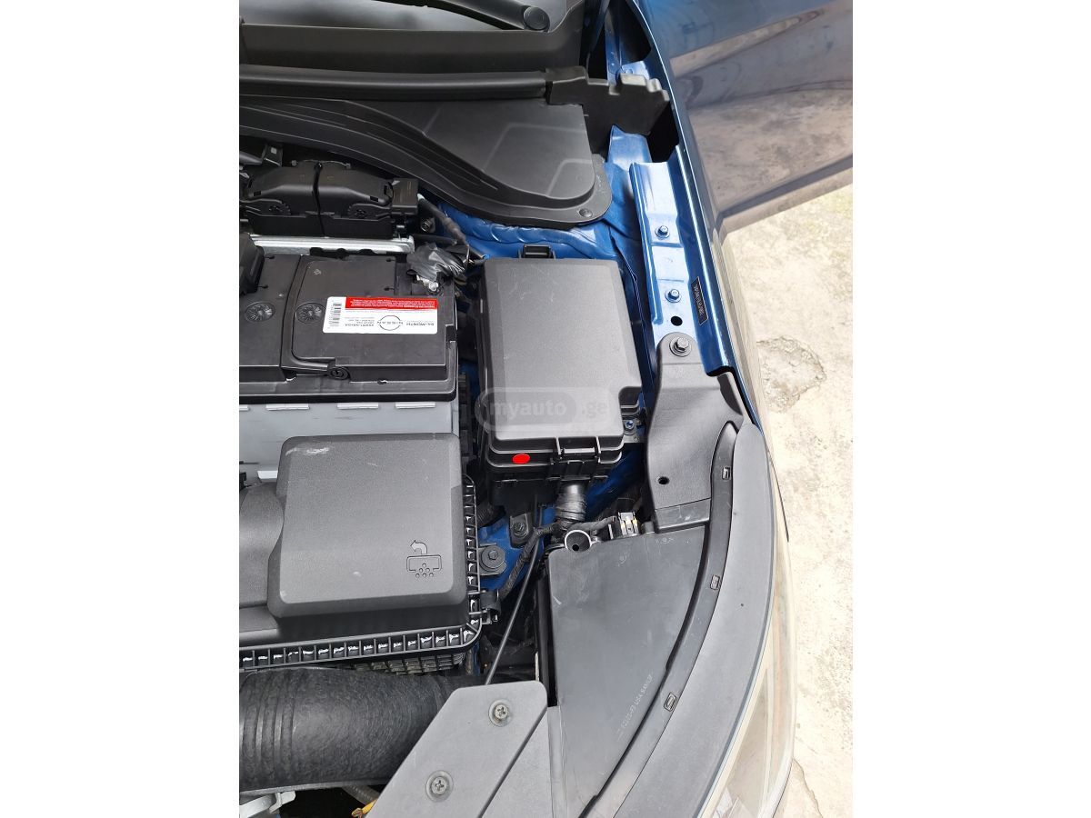 Hyundai Elantra - фото 10