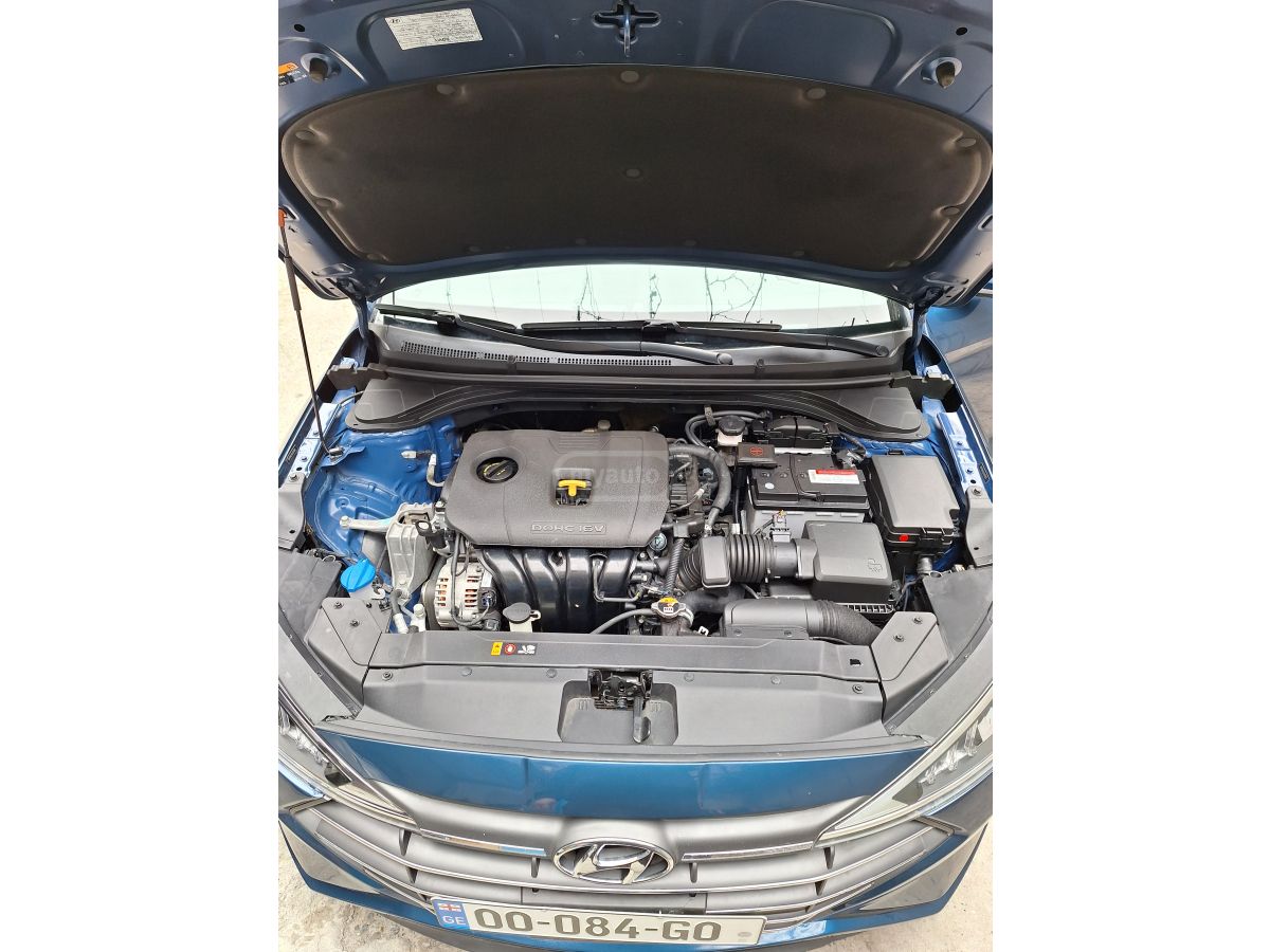 Hyundai Elantra - фото 9