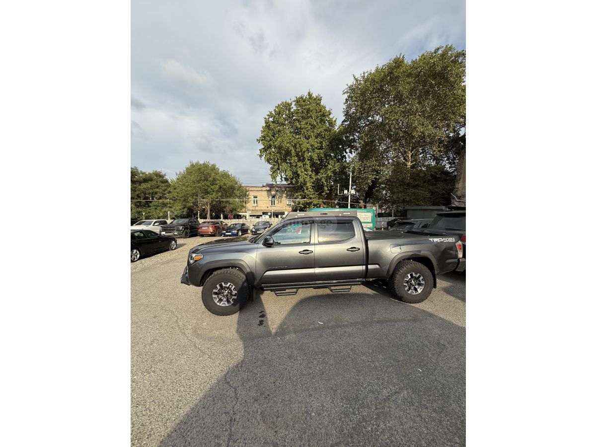 Toyota Tacoma - фото 4