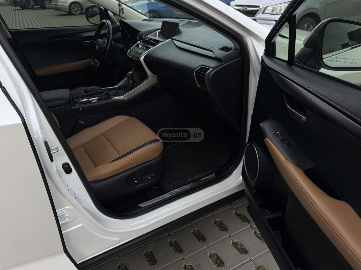 Lexus NX 300 - фото 10