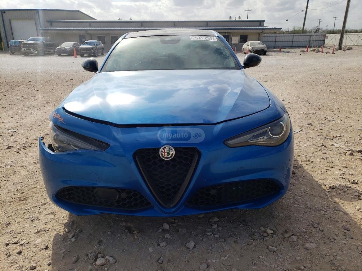 Alfa Romeo TI — миниатюра 5