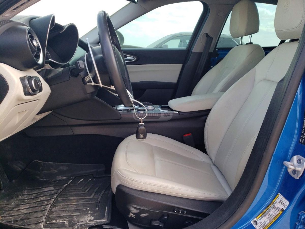 Alfa Romeo TI — миниатюра 7