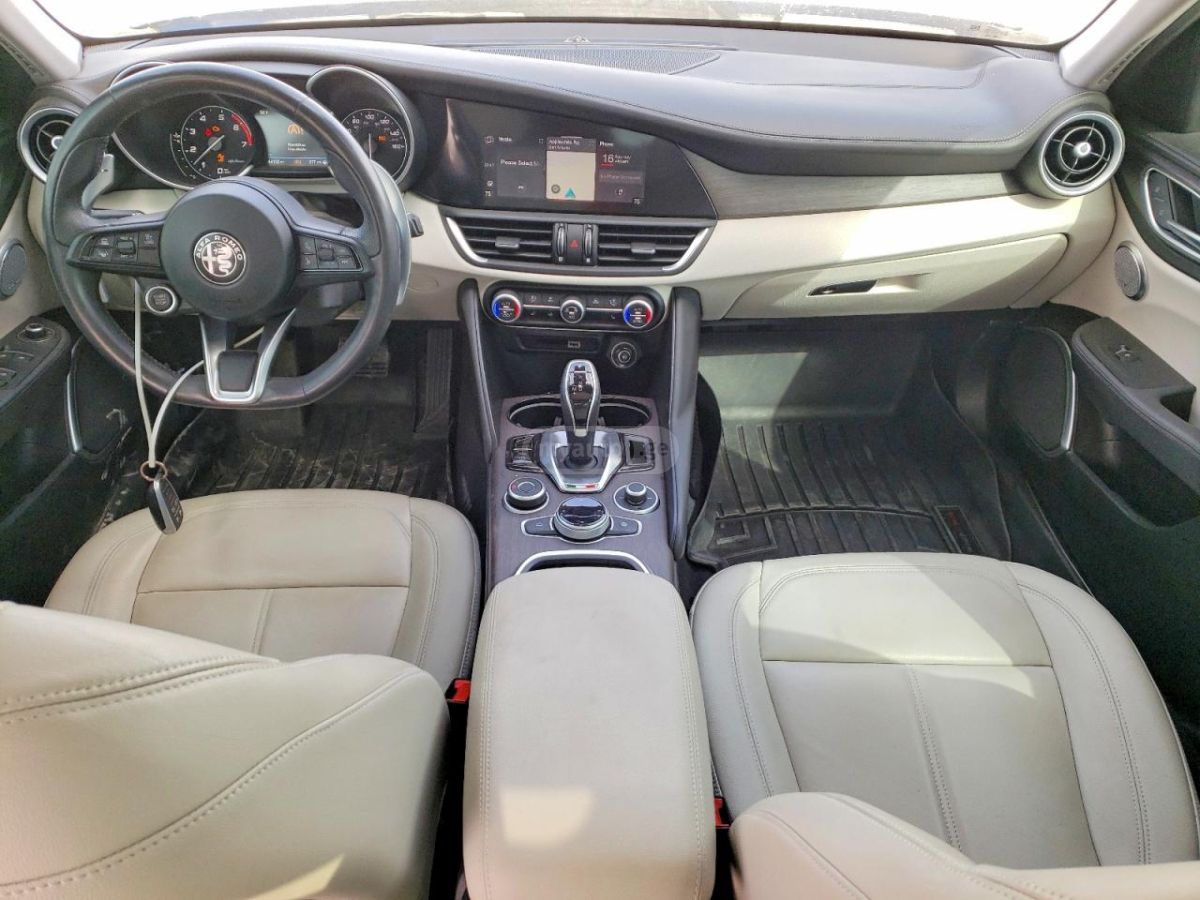 Alfa Romeo TI — миниатюра 8