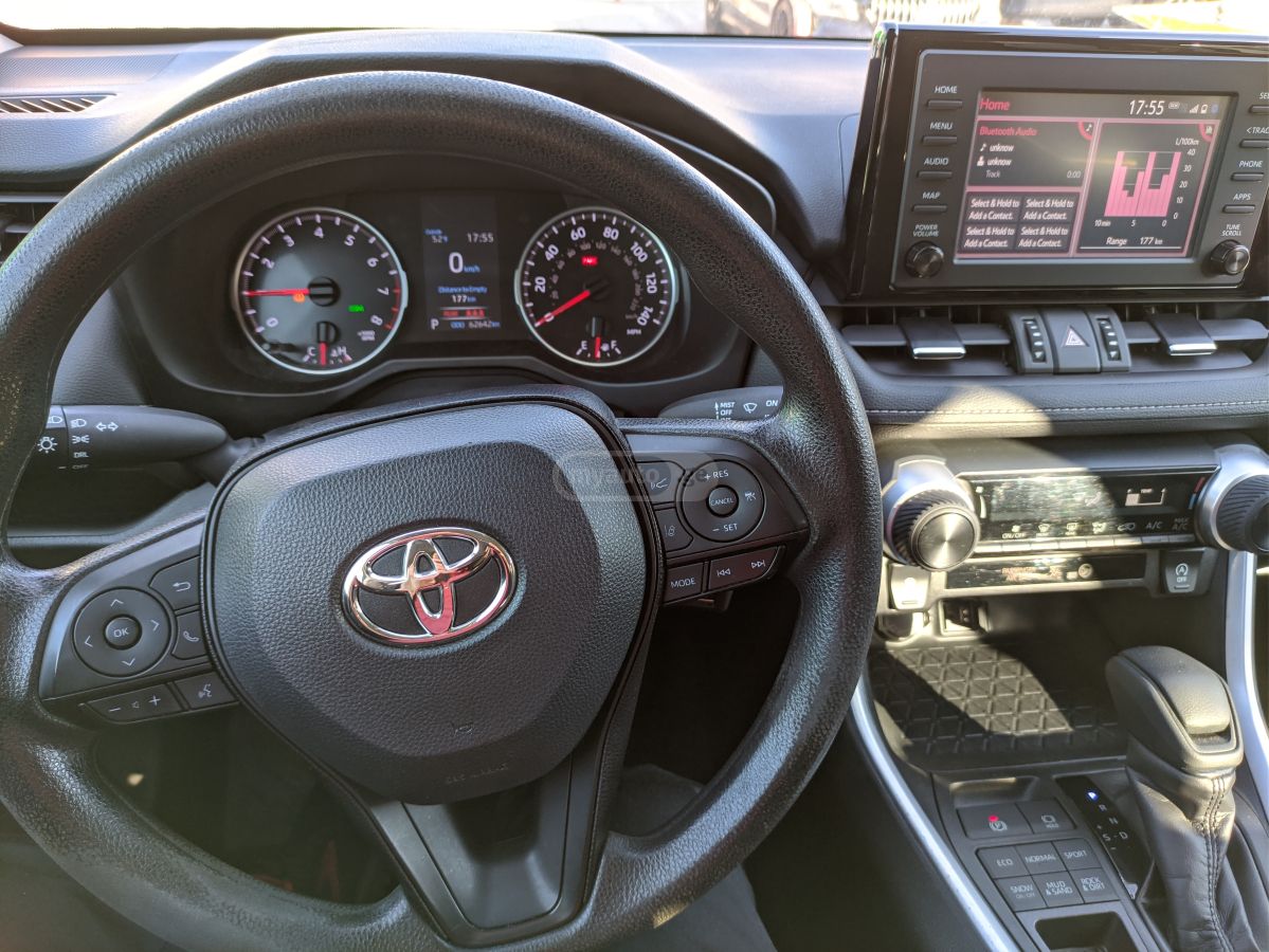 Toyota Rav 4 - фото 4