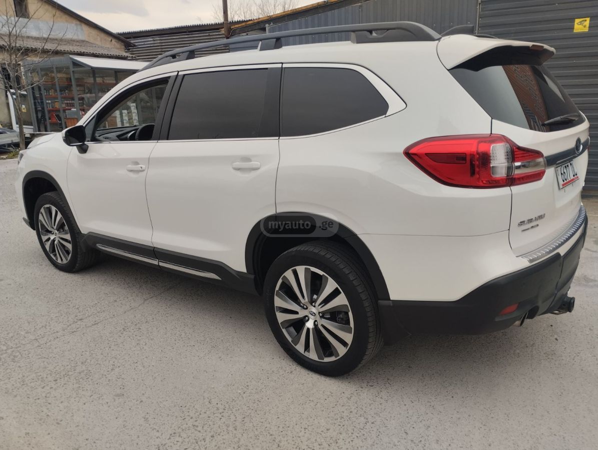 Subaru Limited All-Wheel Drive CVT — миниатюра 8