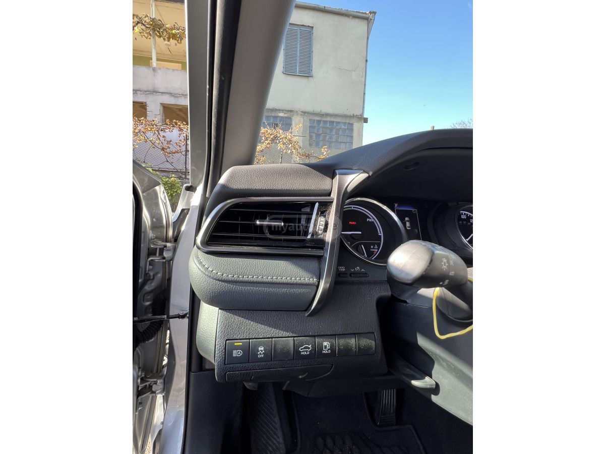 Toyota Camry - фото 7