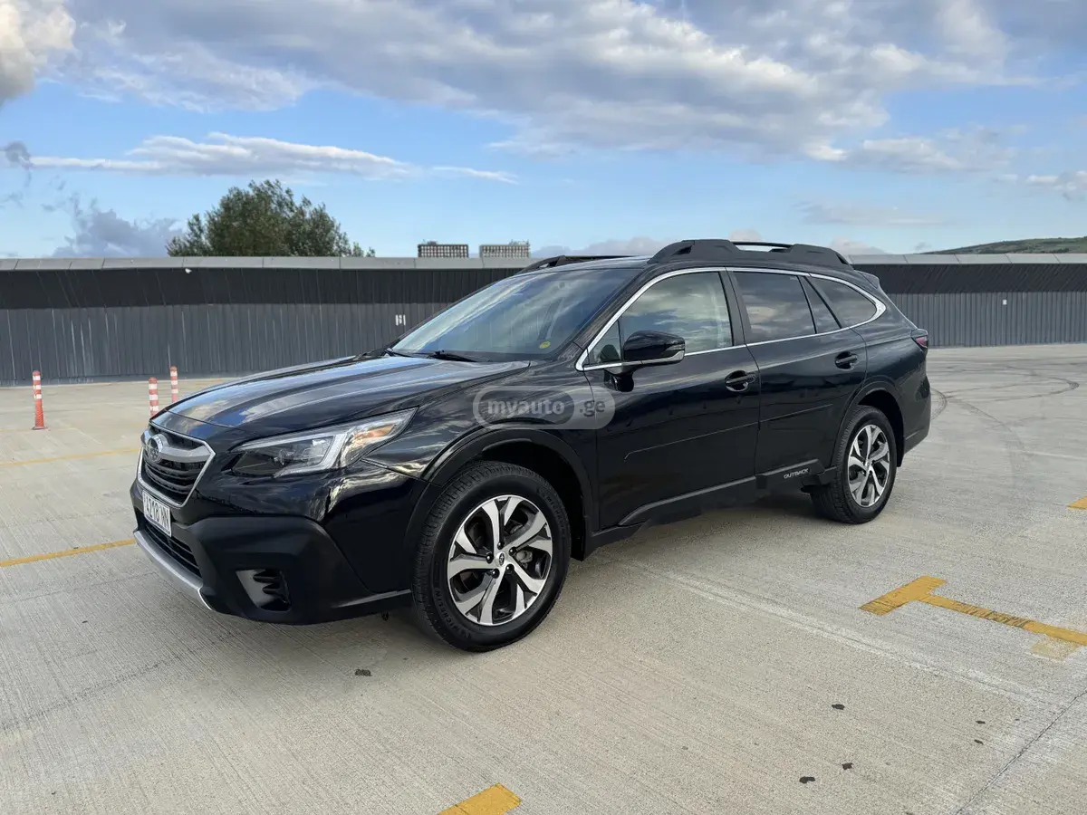 نمای دیگر Subaru LIMITED 2021