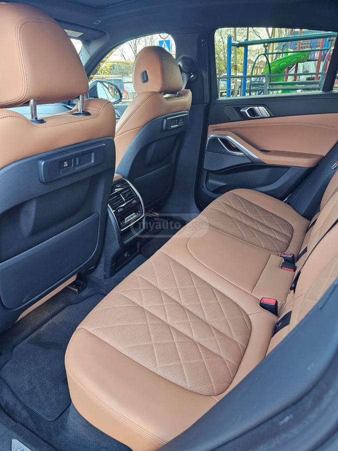 BMW X6 - фото 14